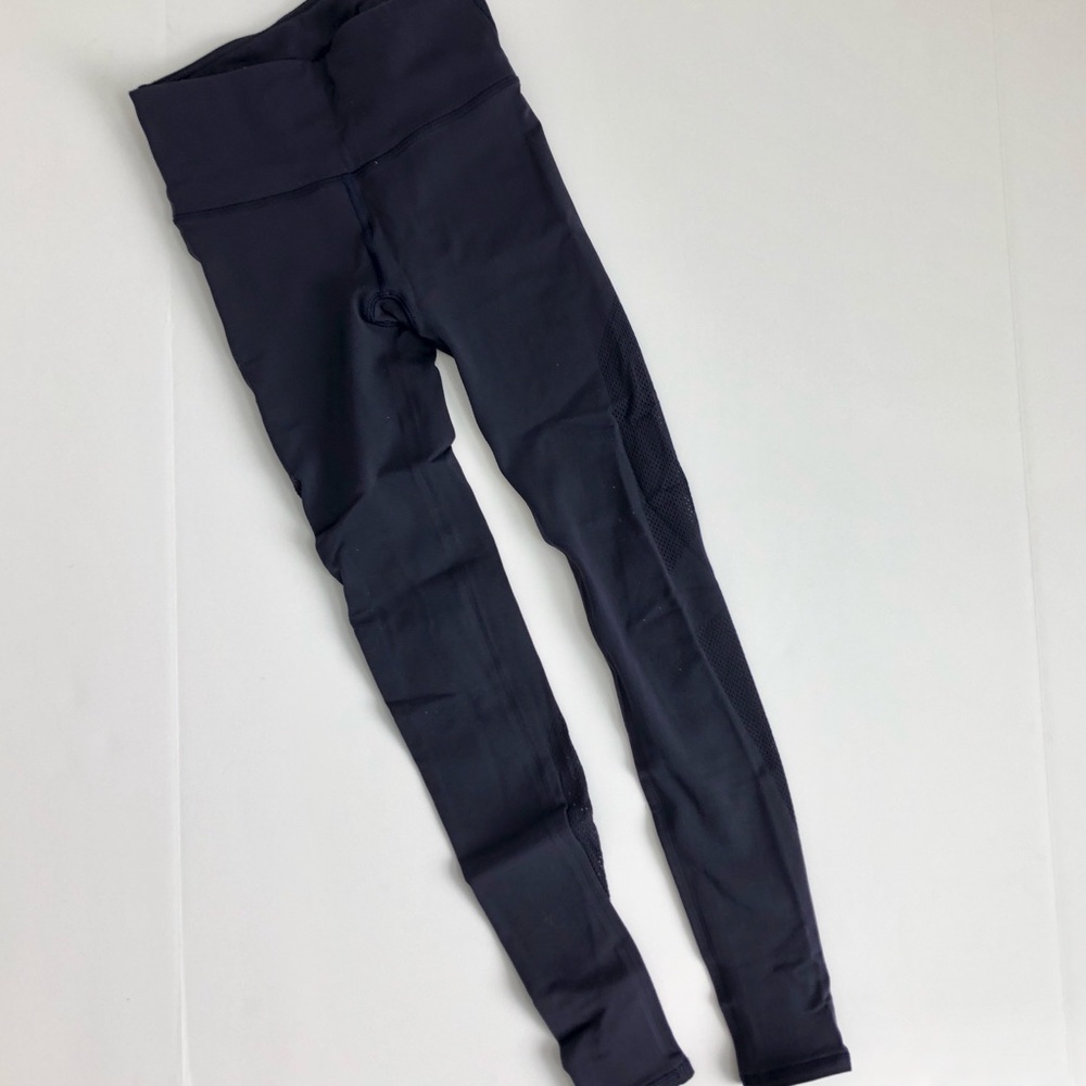 Navy lululemon reveal tights